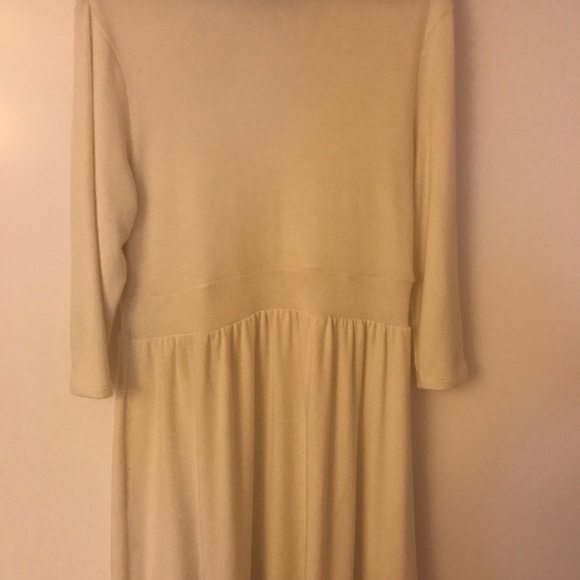 Whit turtleneck dress - Picture 3 of 5